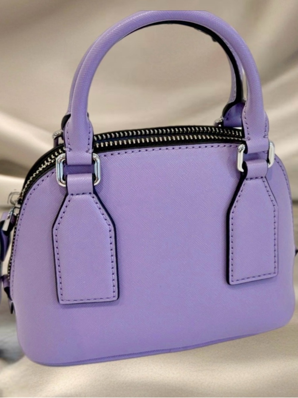 Marc Jacobs Lavender Dome Satchel with Silver Hardware - Picture 3 of 8